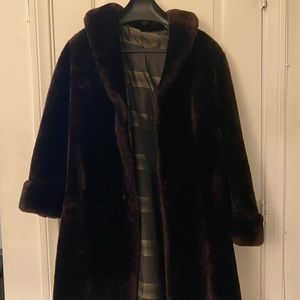 Vintage brown faux fur swing coat women’s medium